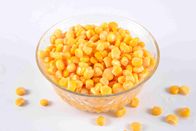 Il cereale dolce del nocciolo inscatolato il nuovo raccolto nella verdura della salamoia dentro può o barattolo