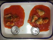 50 che la X 155g ha inscatolato le sardine pescano in salsa al pomodoro con il peperoncino rosso caldo