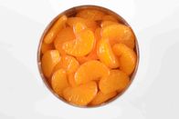I mandarini sani della latta hanno inscatolato i segmenti arancio per la gelatina di frutta