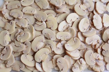 Nessun fungo affettato inscatolato impurità/ha marinato i funghi che inscatolano il gusto tipico