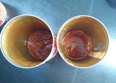Lo sgombro puro ha inscatolato il pesce nel gusto fine eccellente della salsa al pomodoro/salamoia/olio