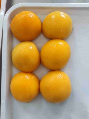 Pesche gialle fresche in scatola senza conservanti solo frutta naturale e dolce