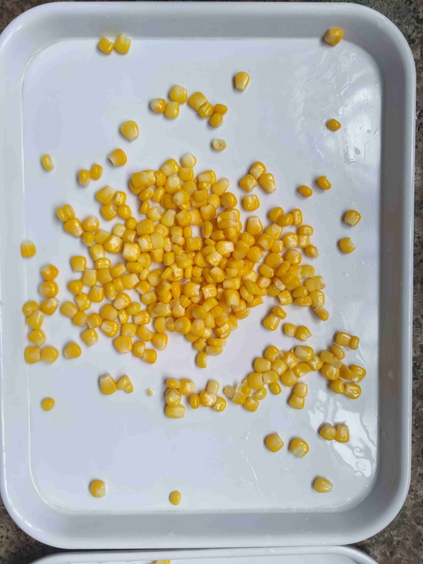 Peso sgocciolato 840g Mais dolce in scatola Prodotto da mais dolce fresco con ingrediente zucchero